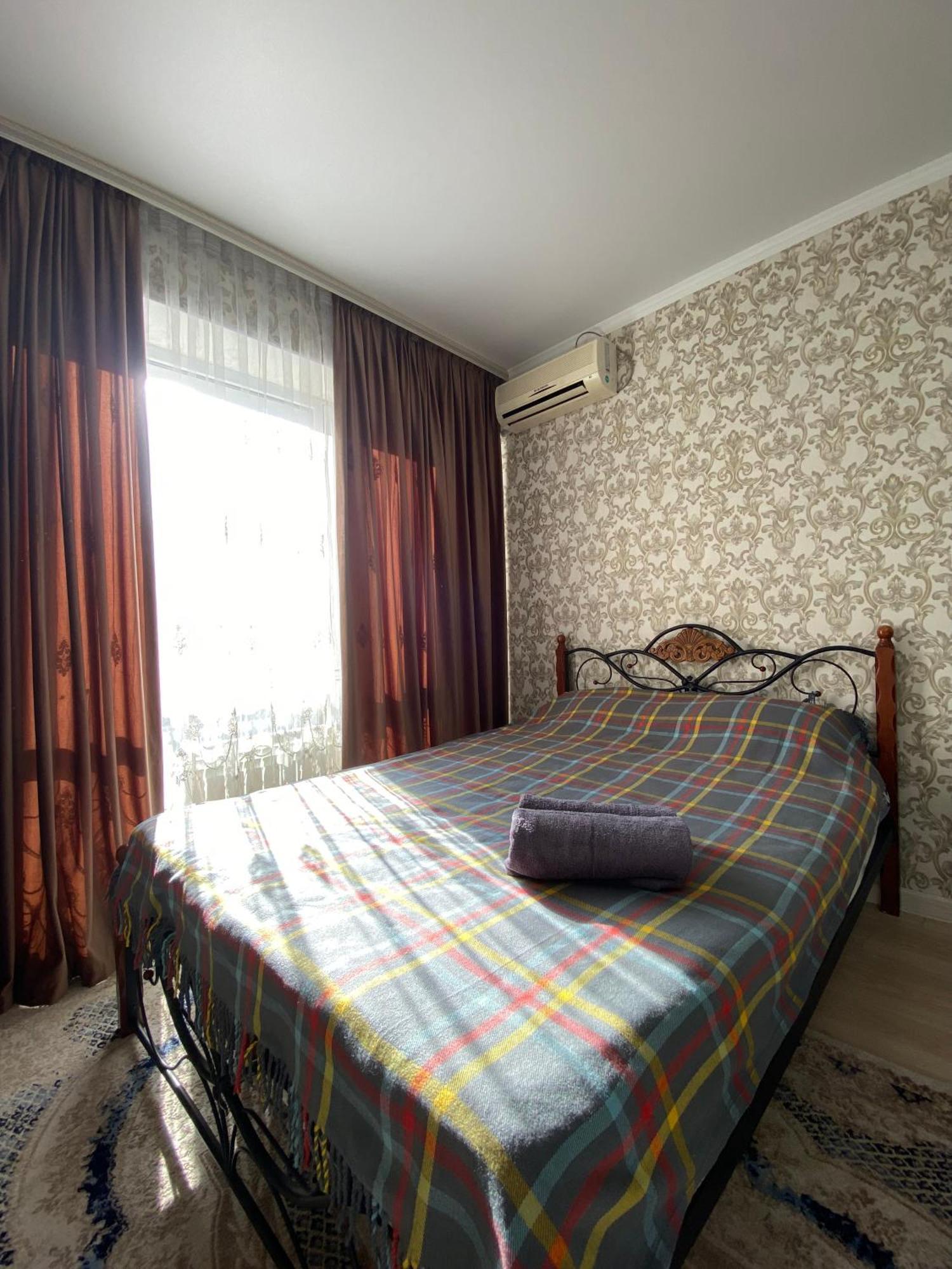 Medinahotelkz, #3, До Арбата 15 Мин Пешком, Halal อัลมาตี ภายนอก รูปภาพ