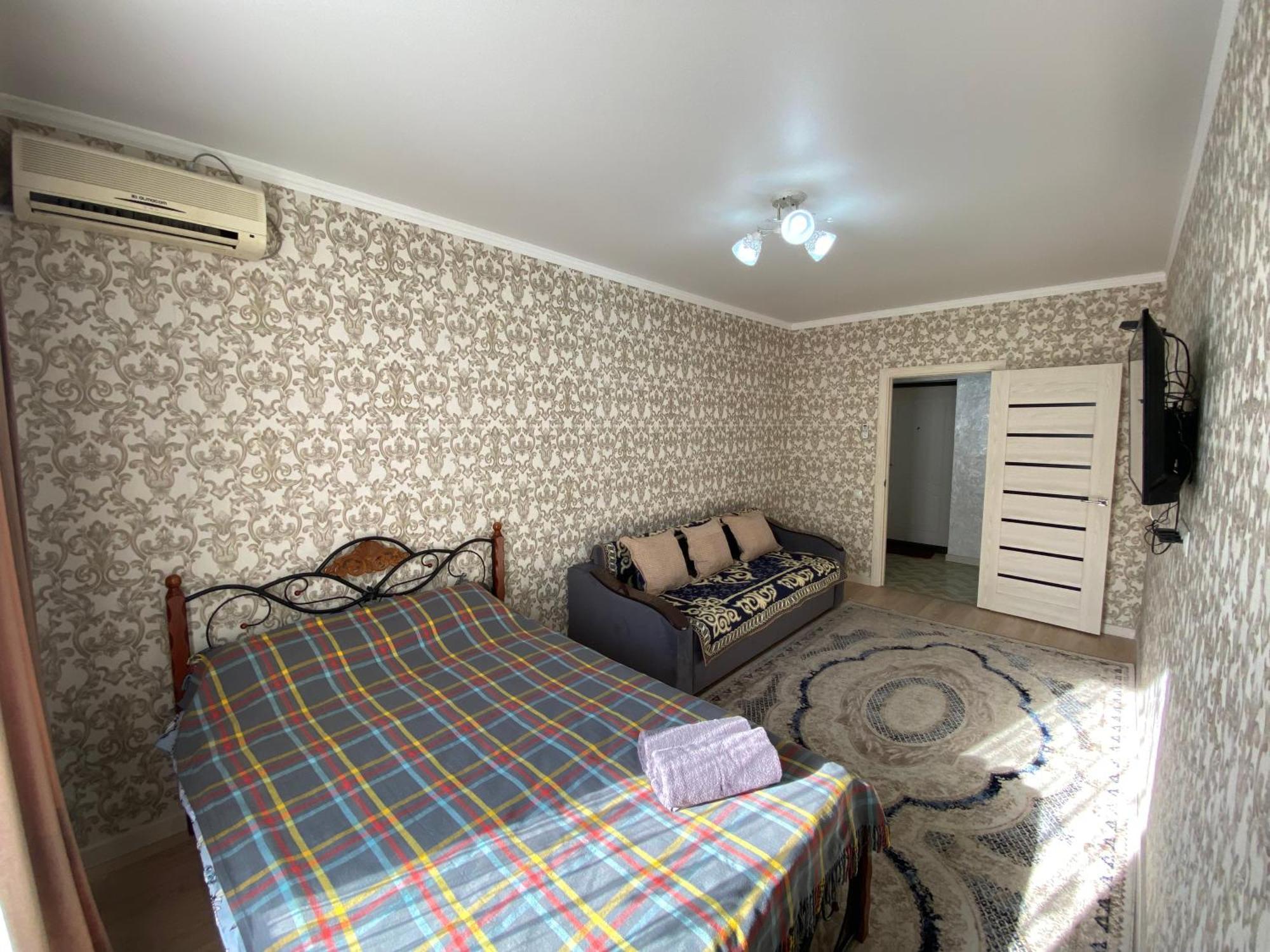 Medinahotelkz, #3, До Арбата 15 Мин Пешком, Halal อัลมาตี ภายนอก รูปภาพ